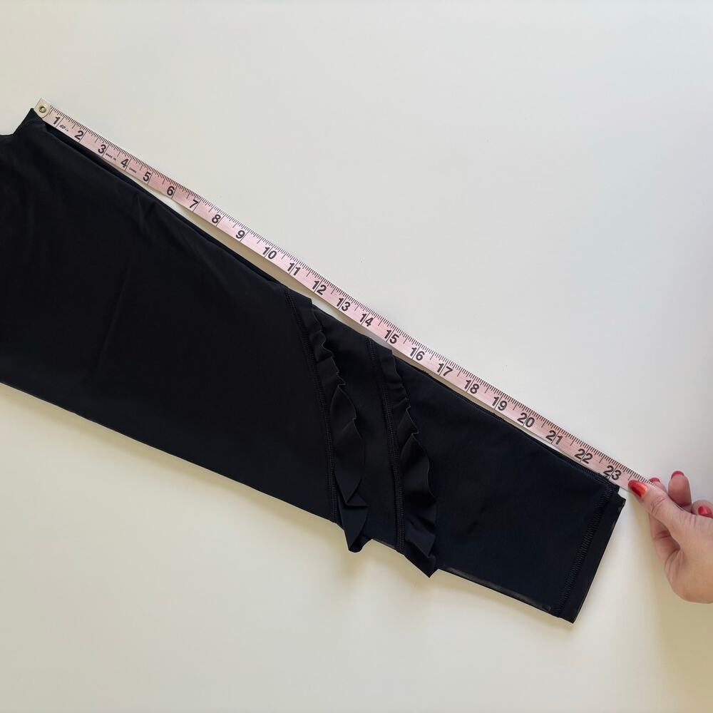 Victoria’s Secret Sport Black High Rise Ruffle Detail Leggings Womens Medium NWT - Picture 7 of 7